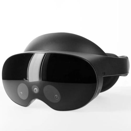 Quest Pro all-in-one VR headset